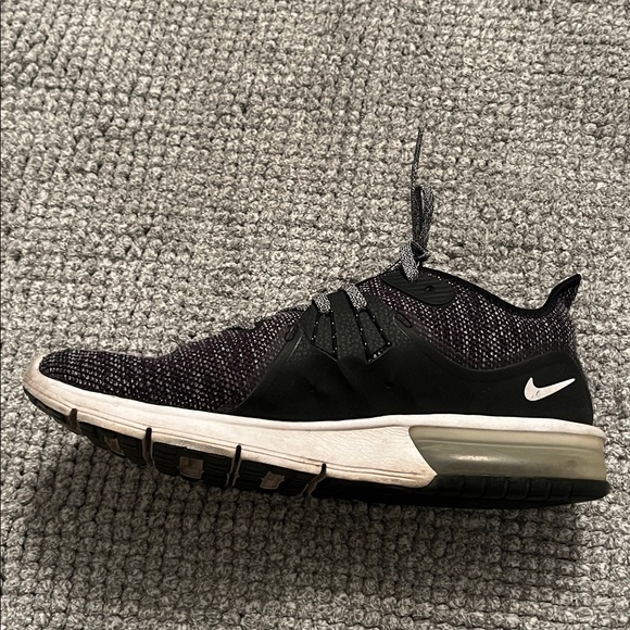 Nike Air Max Black Knit Sneakers - Picture 4 of 11